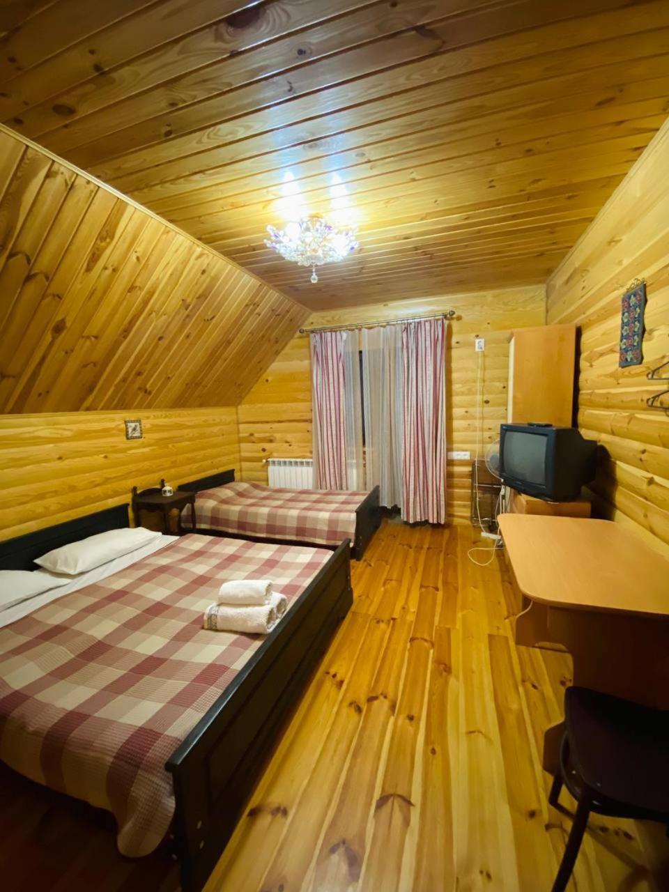 Садиба Орисин Явір Orysyn Yavir Svityaz' Exterior foto